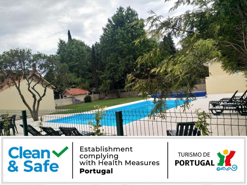 Metro Vilar Suites & Villas Vilar do Pinheiro Kültér fotó