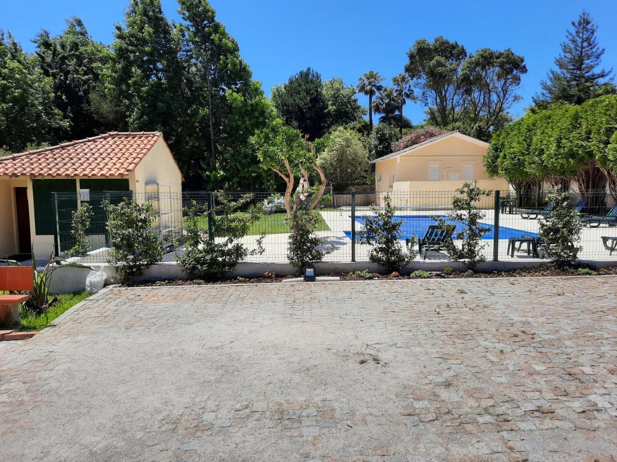 Metro Vilar Suites & Villas Vilar do Pinheiro Kültér fotó