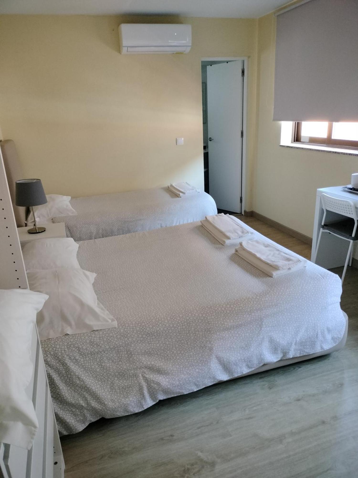 Metro Vilar Suites & Villas Vilar do Pinheiro Szoba fotó